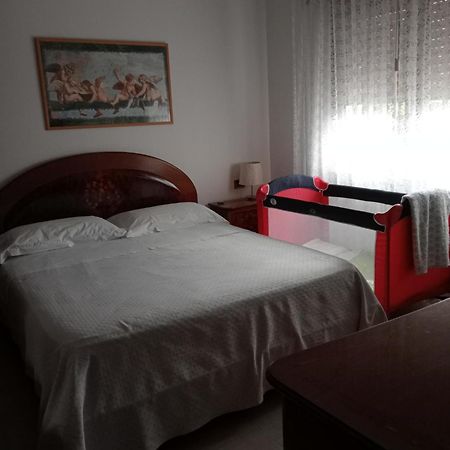 La Casa Di Sabrina Apartment เวโรนา ภายนอก รูปภาพ