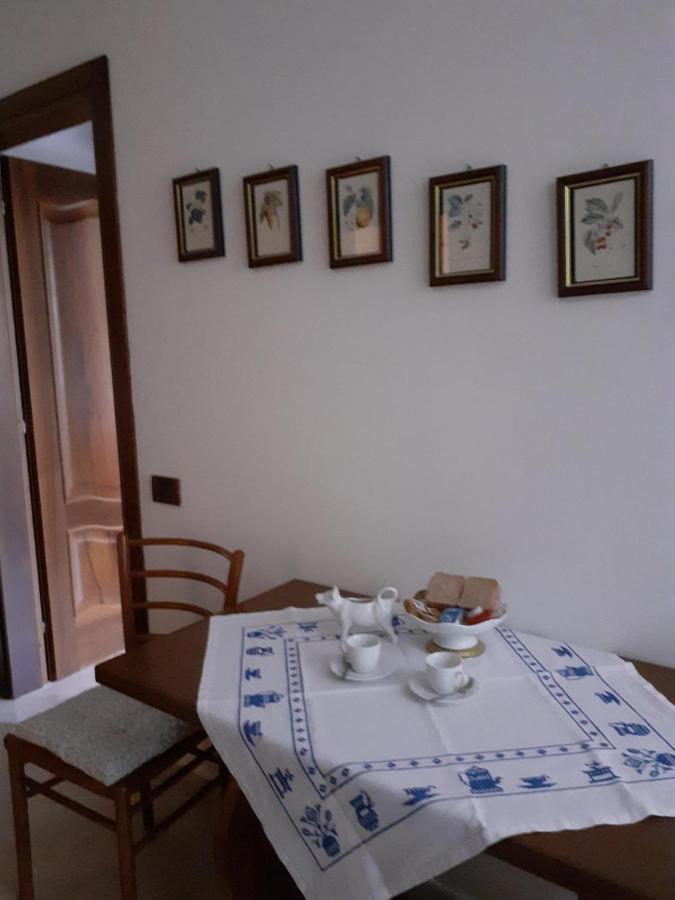 La Casa Di Sabrina Apartment เวโรนา ภายนอก รูปภาพ